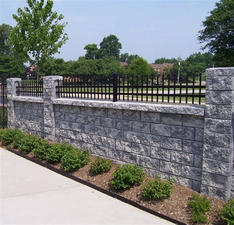 Fencing concrete block .